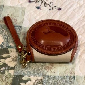 DOOMEY & BOURKE CHANGE PURSE